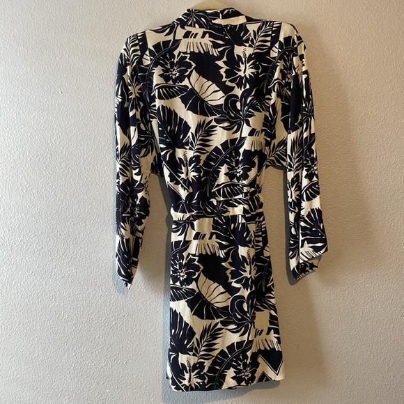 Le Superbe
Beach Club Palm Draped Mini Wrap Dress - Picture 6 of 7